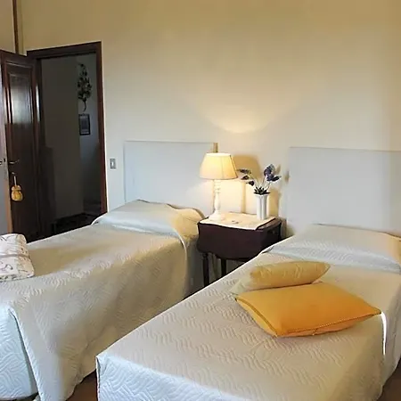 فندق مبيت وإفطار Albe 4*